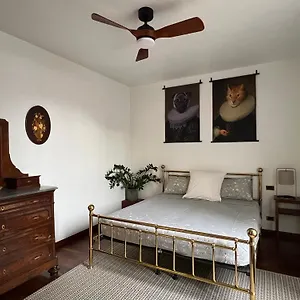 Apartament Center 2 Bedroom, Bergamo